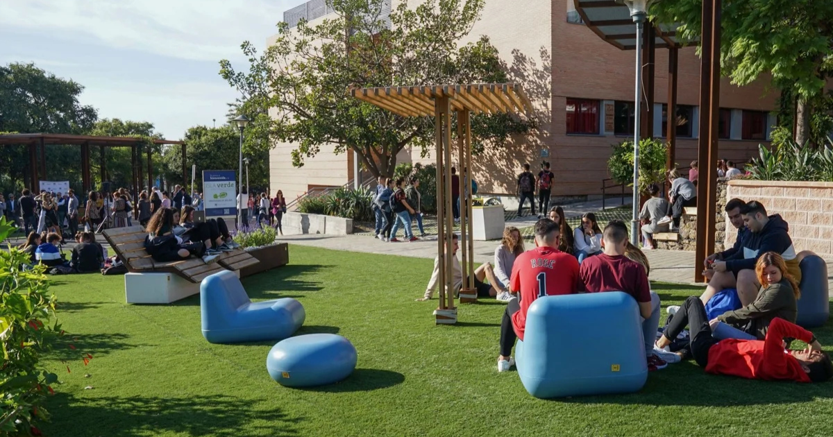 UNIVERSIDAD DE MÁLAGA